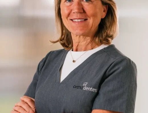 CARLA VAN PUYVELDE – Orthodontiste à Anvers
