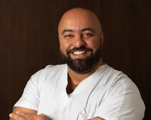 Omar Al Bairat – Orthodontiste pour Enfants et Adultes à Bruxelles